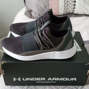 Under Armour Breathe Lace Running Shoes